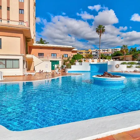 Paradise View Family By Altamarhomes