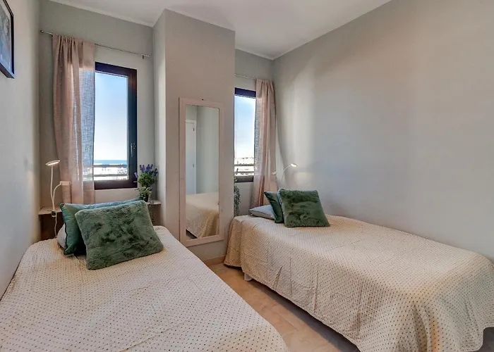 Paradise View Family By Altamarhomes Apartmán