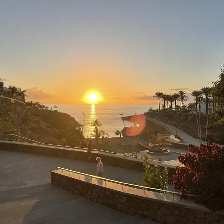 Paradise View Family By Altamarhomes 公寓